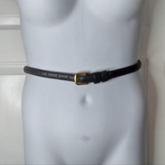 Coach Cowhide Leather Belt With Brass Buckle - Picture 2 of 9